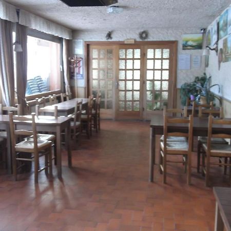 Hotel Les Mottets อุสซัวส์ ภายนอก รูปภาพ