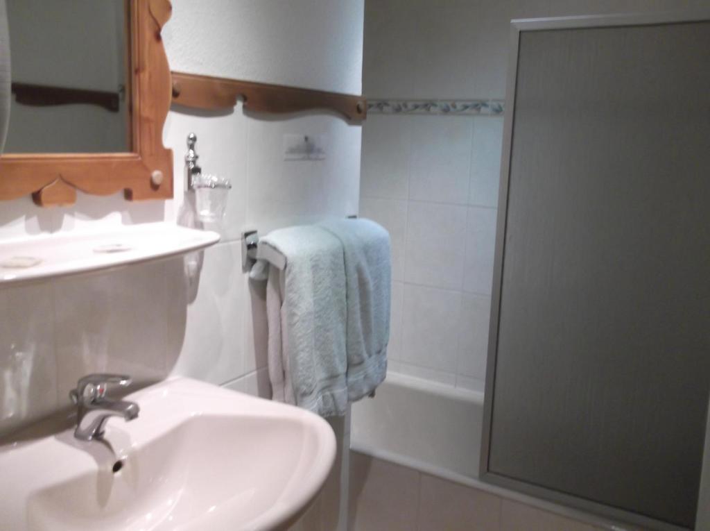 Hotel Les Mottets อุสซัวส์ ห้อง รูปภาพ