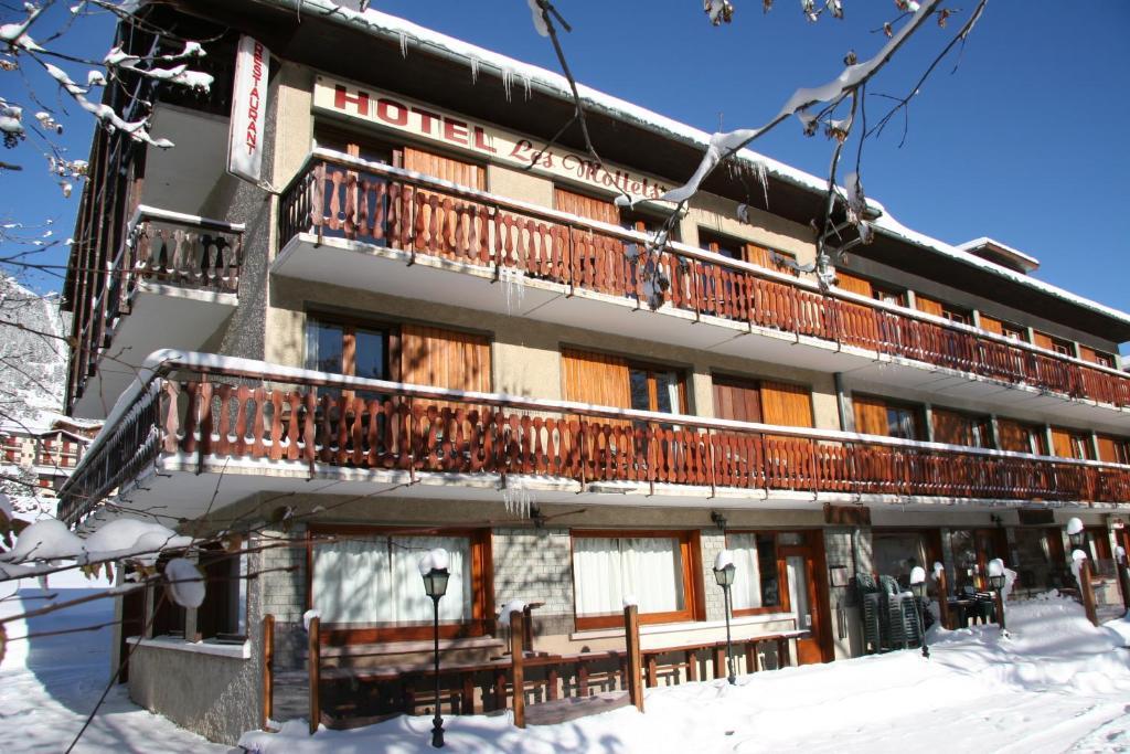 Hotel Les Mottets อุสซัวส์ ภายนอก รูปภาพ