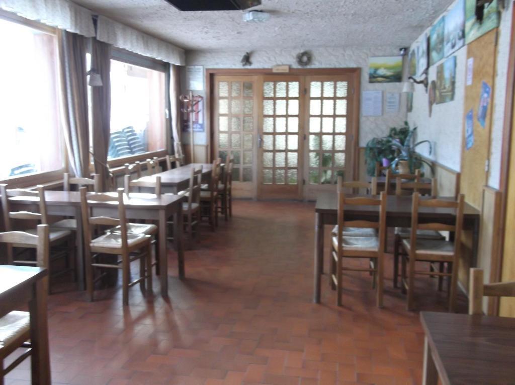 Hotel Les Mottets อุสซัวส์ ภายนอก รูปภาพ